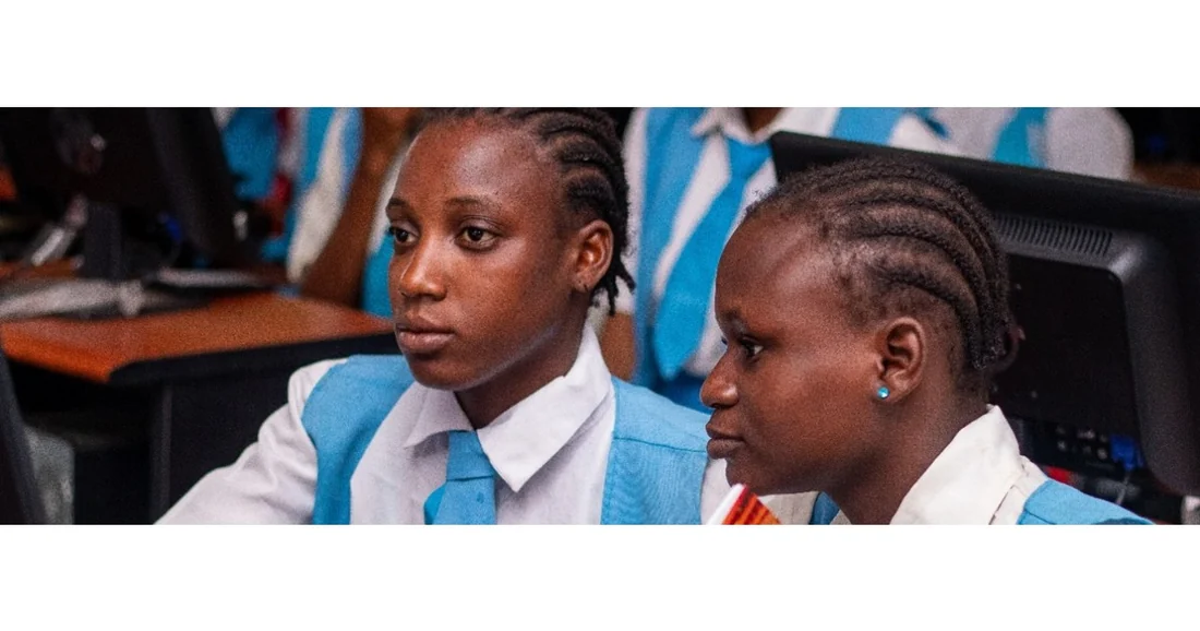 Visual for this record: A six-week Nigerian pilot reported unusually large tutoring gains